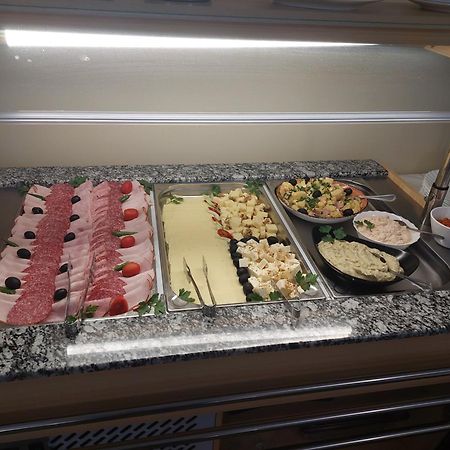 טימישוארה Hotel Pacific מראה חיצוני תמונה