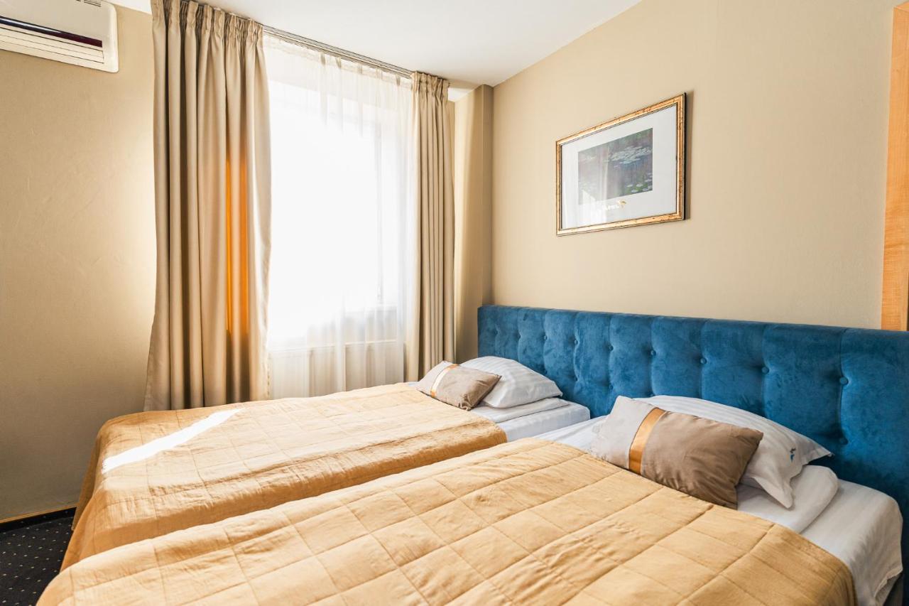 טימישוארה Hotel Pacific מראה חיצוני תמונה