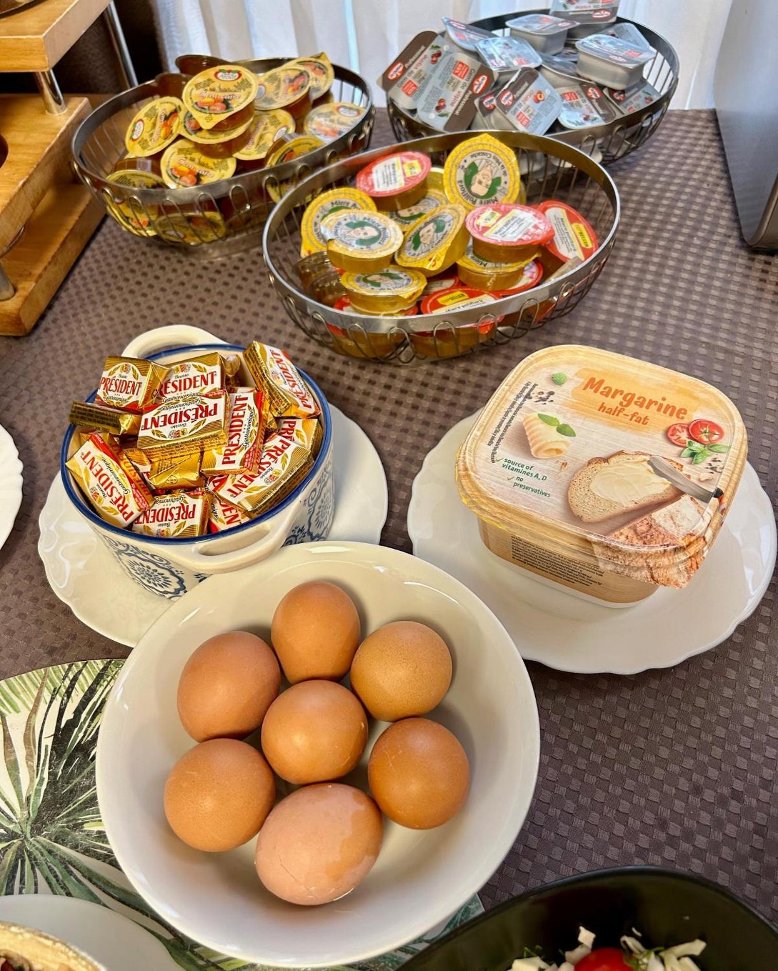 טימישוארה Hotel Pacific מראה חיצוני תמונה
